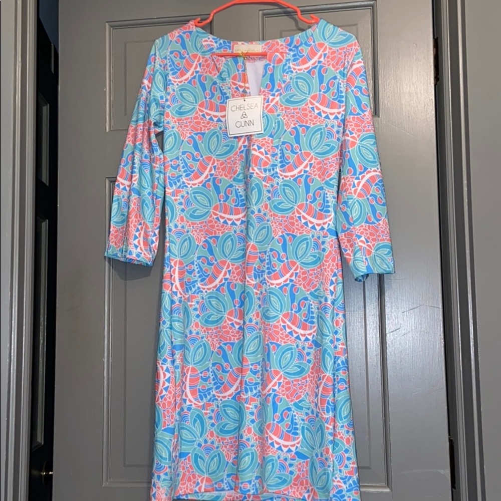 3/4 quarter length slit neck dress